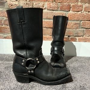 FRYE Harness 12R